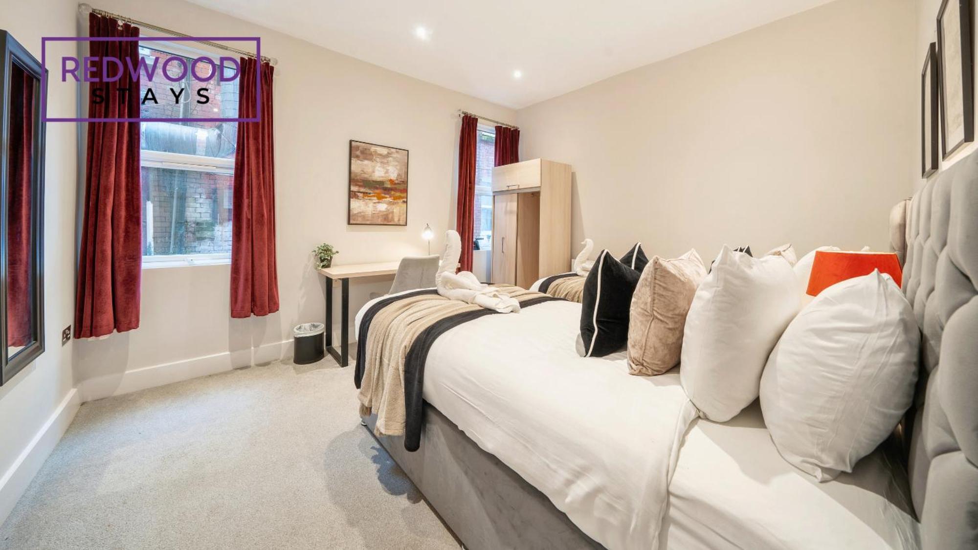 Newly Refurbished Everest Lodge Serviced Apartments For Contractors & Families, Free Wifi & Netflix By Redwood Stays Farnborough  Zewnętrze zdjęcie