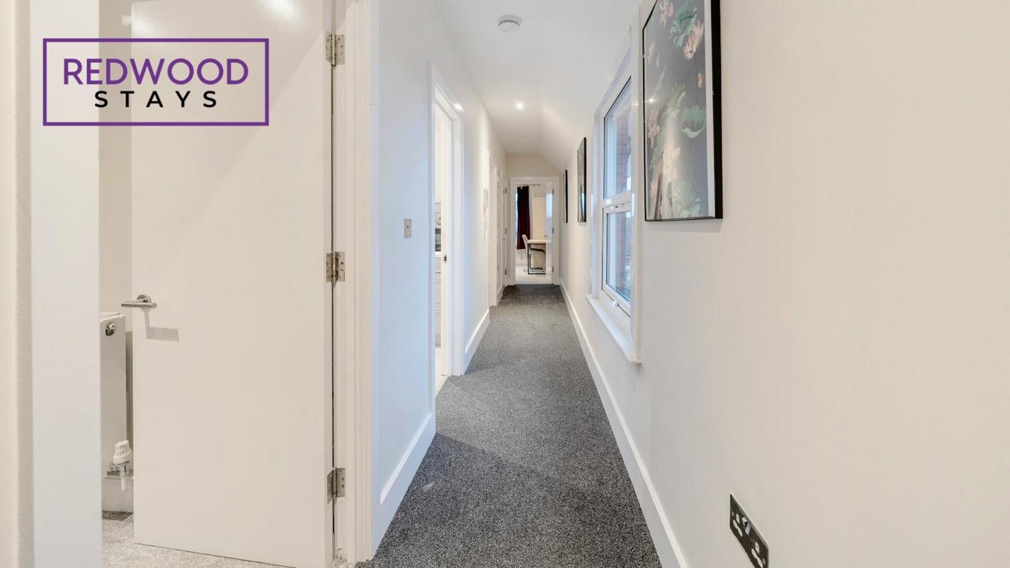 Newly Refurbished Everest Lodge Serviced Apartments For Contractors & Families, Free Wifi & Netflix By Redwood Stays Farnborough  Zewnętrze zdjęcie