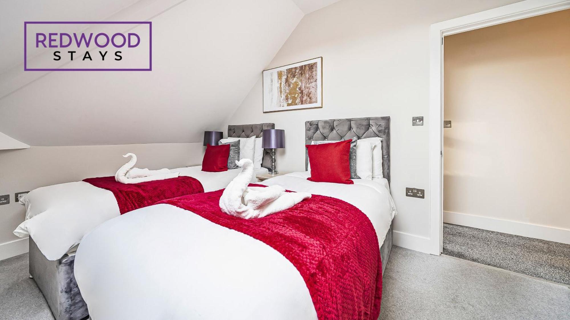 Newly Refurbished Everest Lodge Serviced Apartments For Contractors & Families, Free Wifi & Netflix By Redwood Stays Farnborough  Zewnętrze zdjęcie